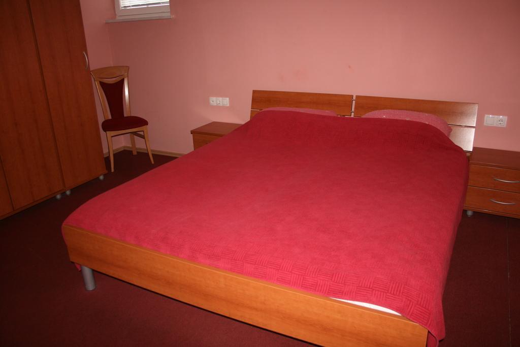 Guest House Klub Kovac Naklo Zimmer foto
