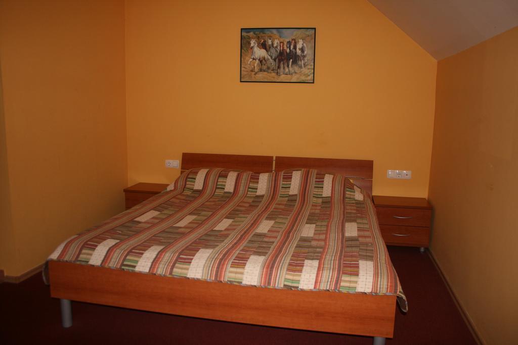 Guest House Klub Kovac Naklo Zimmer foto